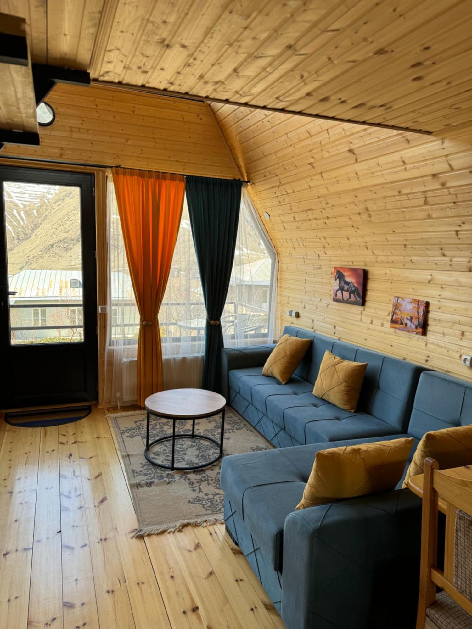 קזבגי Qusha Cottage מראה חיצוני תמונה